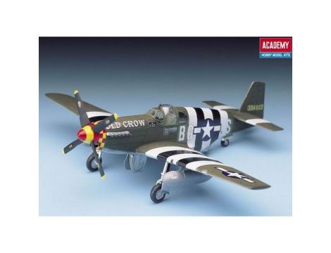 Model samolotu P-51B Mustang Academy