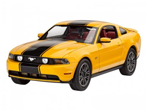 Model Plastikowy Samochód Ford Mustang GT 2010 Revell - 11