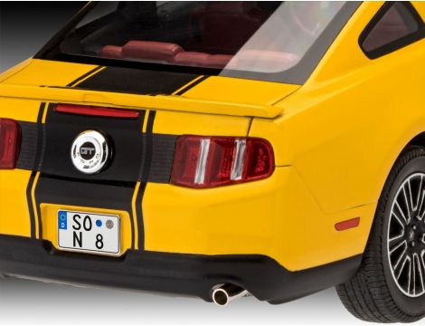 Model Plastikowy Samochód Ford Mustang GT 2010 Revell - 6