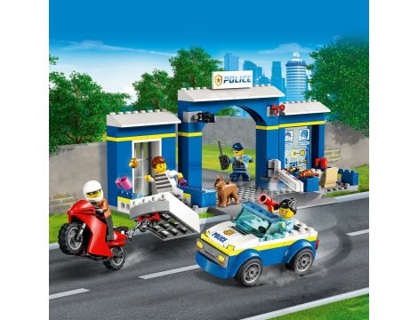 Klocki Posterunek Policji Pościg LEGO City - 5