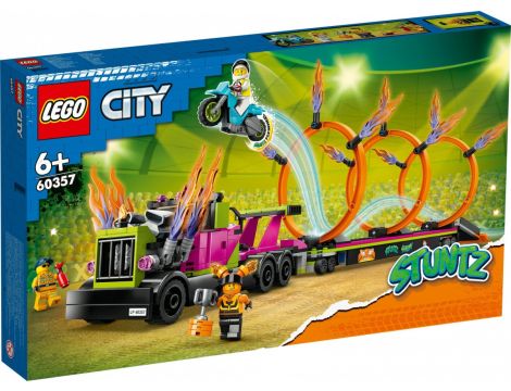 Klocki LEGO City Wyzwanie Kaskaderskie - Ciężarówka I Ogniste Obręcze 60357