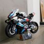 Klocki LEGO Technic BMW M 1000 RR 42130 - 12