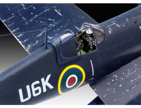 Model samolotu F4U-1B Corsair Royal Navy Revell - 4