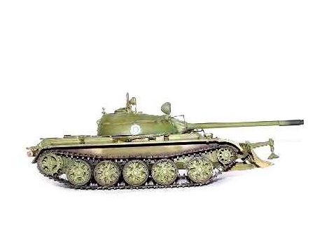 Model Czołgu T-55 BTU-55 Trumpeter - 4